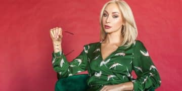 Power Suit Reinvented: Modern Outfit Ideas for the Workplace - Cover Image